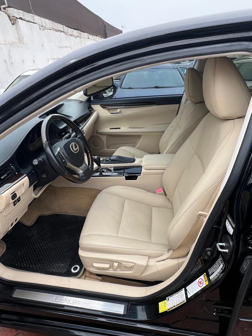 2014 Lexus ES350